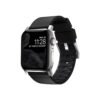 Nomad Active Pro hydrofobní kožený řemínek Apple Watch 45/44/42mm černý/stříbrný